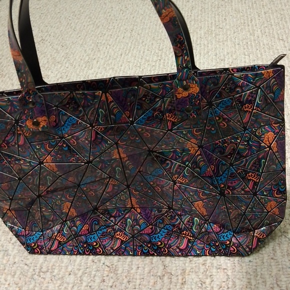 A5 Emilio Pepe abstract tote with geometric shapes - Picture 3 of 13